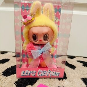 Pop Mart Labubu THE MONSTERS Let's Checkmate Series-Vinyl Plus Hanging Card